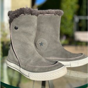 Suede converse with Velcro